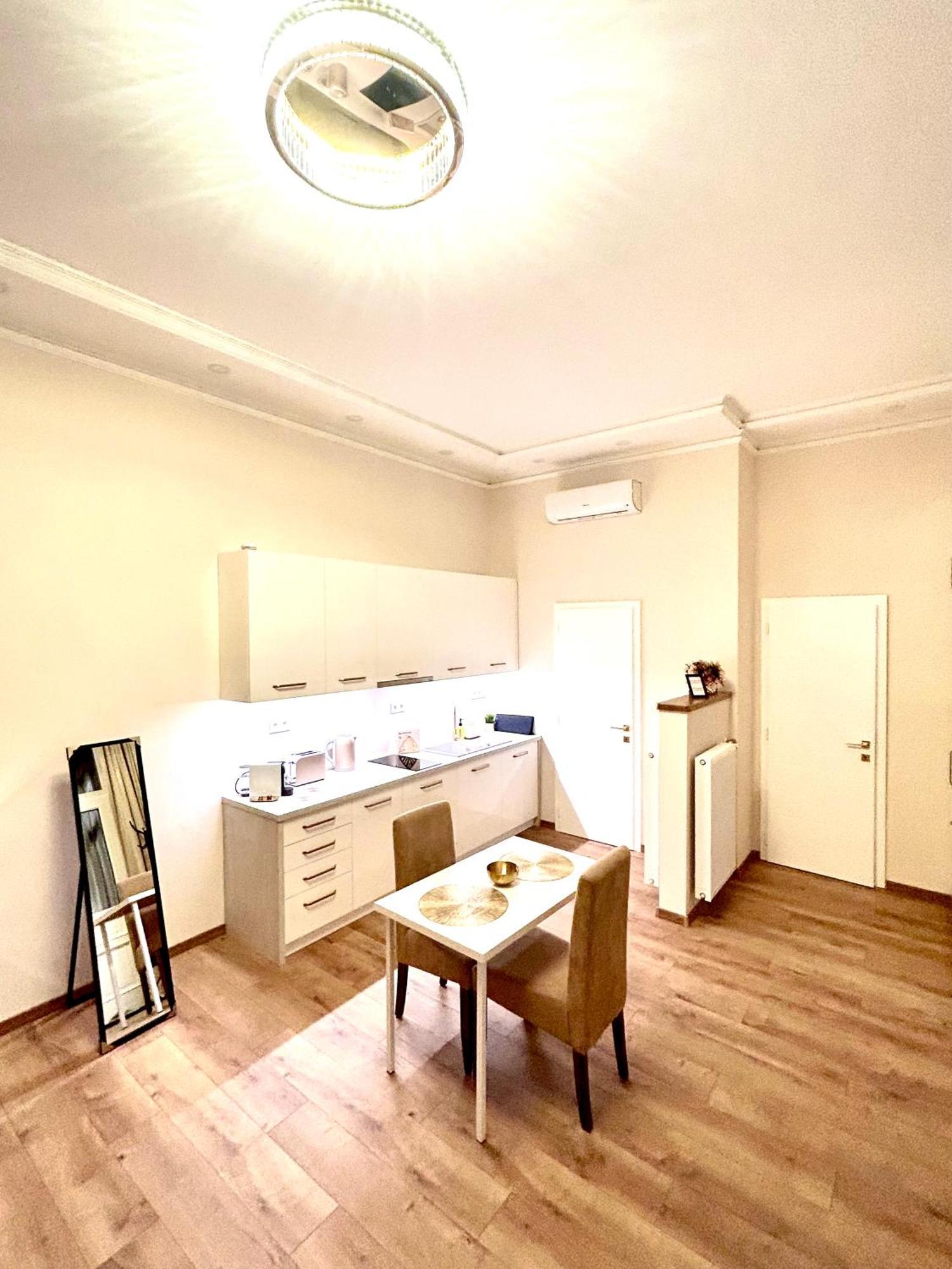 Apartman Gold Boedapest Buitenkant foto